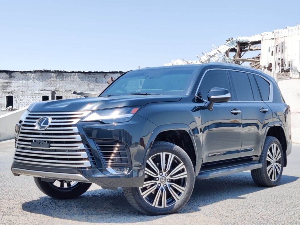 Lexus-LX-600-BR6-Front-Right-Side-View