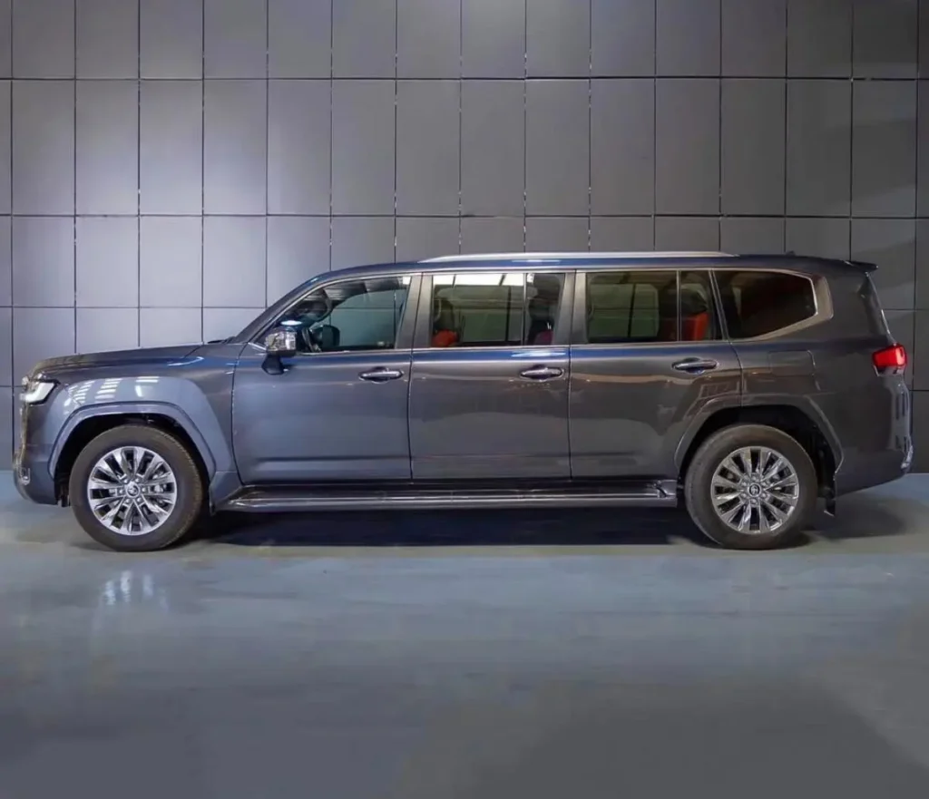 Extended armored Land Cruiser 2024 side view BR6 SUV
