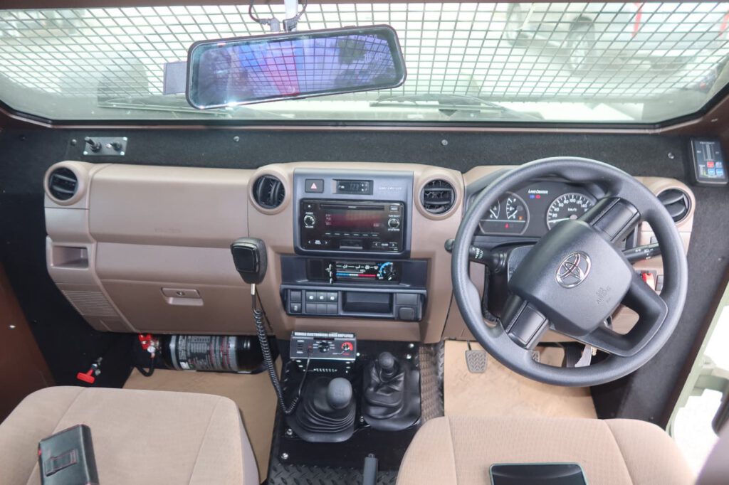 RHD GER 1D APC schutzcarr cockpit view