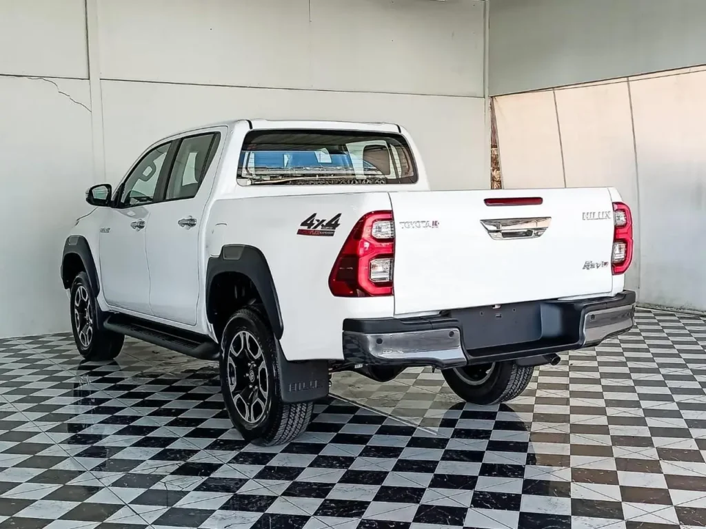 Toyota RHD HILUX 2.8L DC Back View Left Side
